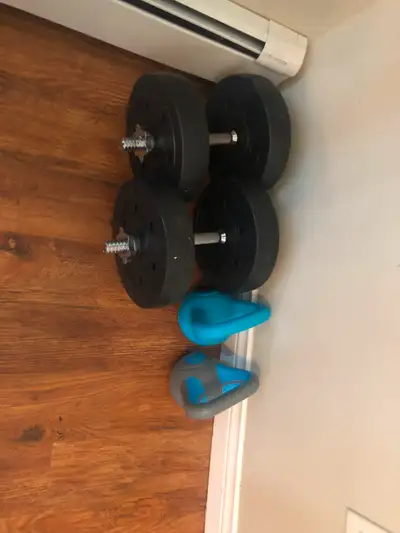2 dumbbells and 2 kettle bells