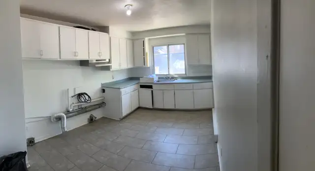 LOGEMENT 4 1/2 A LOUER 2  MINUTES METRO LANGELIER MONTREAL in Long Term Rentals in City of Montréal - Image 2