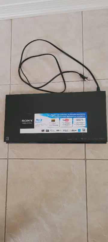 SONYBlue-ray Disc/DVDPlayer BDP S-370Full HD1080P Wireless99%New, View more