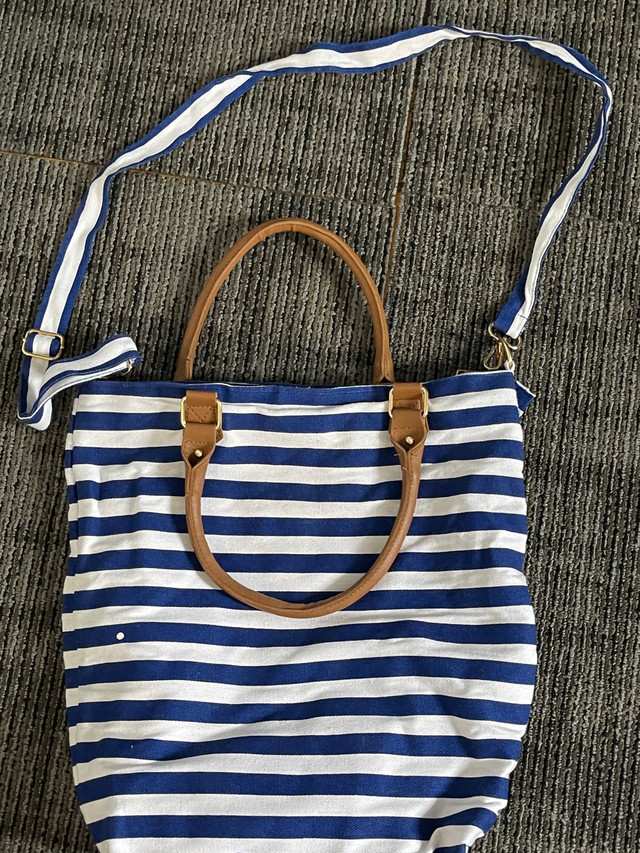 Brand New Beach bag dans Women's - Bags & Wallets in Mississauga / Peel Region
