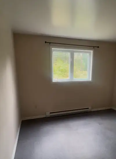 Rooms Available for Rent – Looking for Roommates Looking for a roommate to share a house! Main Level...