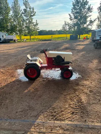 1968-1988 Case 220. 10 HP Kohler Engine Hydraulic Drive, 38" Mower deck with new bearing and main dr...