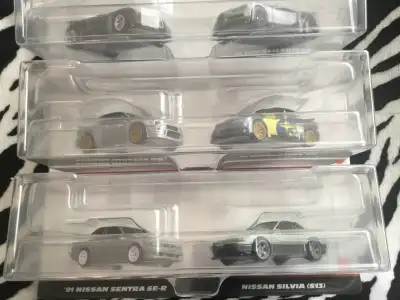 HOTWHEELS premium Set of 6 cars, View more