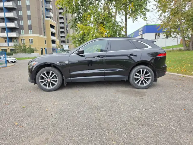 2018 Jaguar F-Pace Prestige AWD | Clean Carfax | Low KM's