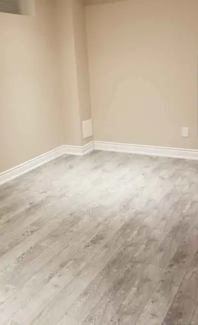 Basement appartment for rent in Pickering Rent $1300 First and last month 10 posted cheques 40% Util...