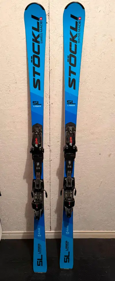 Like new Stockli SL Laser skis 165cm, View more