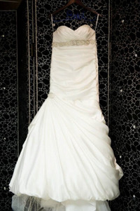 Wedding Dress - Size 4 Watters Wtoo Phadera