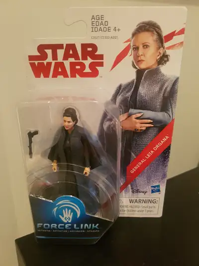 Star Wars Force Link General Leia Organa 3.75" action figure New in box. Never opened. From no smoki...