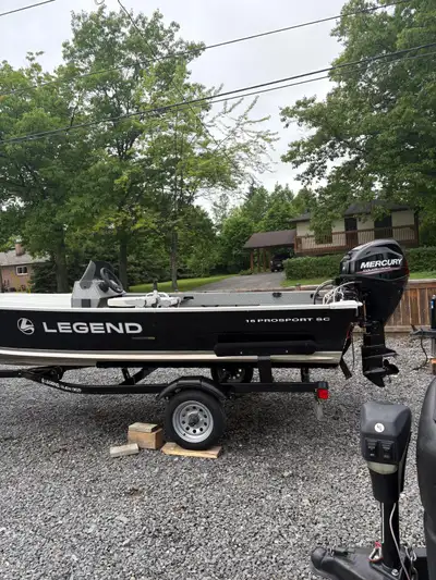 Lows hours (150 approx.) Comes with cover, fish finder 25 hp mercury Trailer like new, use once a ye...