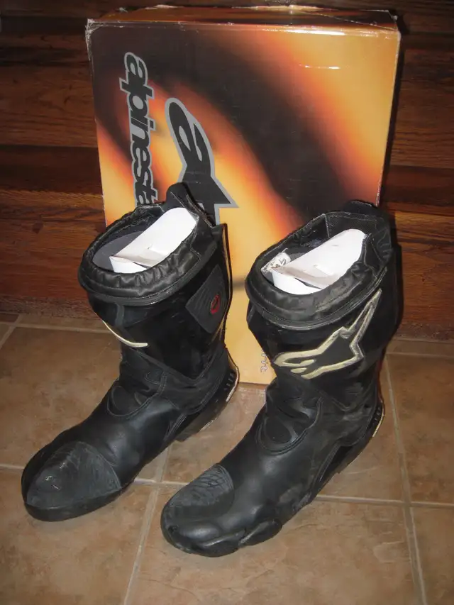 Old Alpinestar Supertech race boots in Men's Shoes in Markham / York Region - Image 6