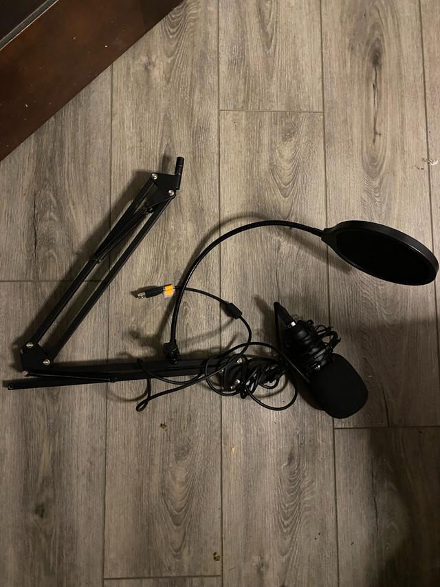 Condenser Mic For Sale! in Speakers, Headsets & Mics in Kitchener / Waterloo