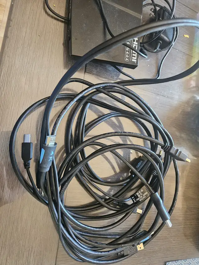 4-Port KVM Switch 4K 60Hz – Perfect for Home Office & Multi-PC S in Cables & Connectors in Mississauga / Peel Region - Image 7