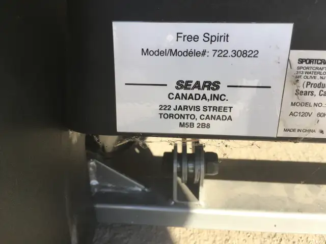 Treadmill  - Free Spirit 722.30822 in Exercise Equipment in Ottawa - Image 2