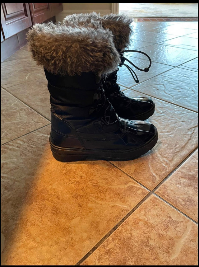 Winter boots Cougar for girl. Sz3 - 30$ in Kids & Youth in Markham / York Region - Image 4