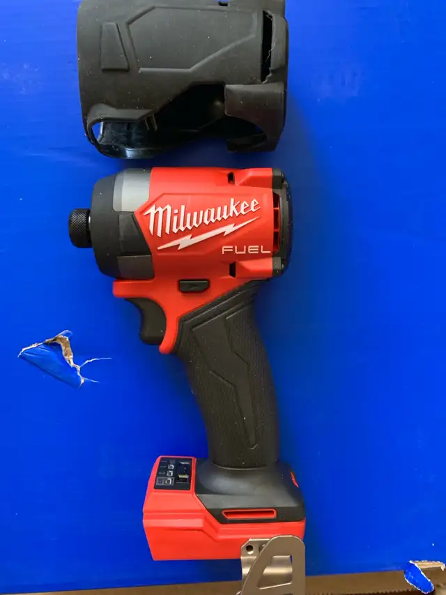 Milwaukee M18 1/4” Impact driver+boot/sleeve ⛑⛑(BARE TOOL)⛑⛑ in Power Tools in Markham / York Region - Image 2