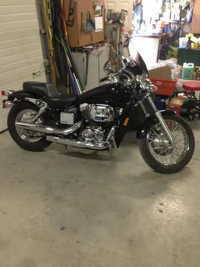 31000 KLM , new oem battery, upgraded seat and windshield no marks very senior owner