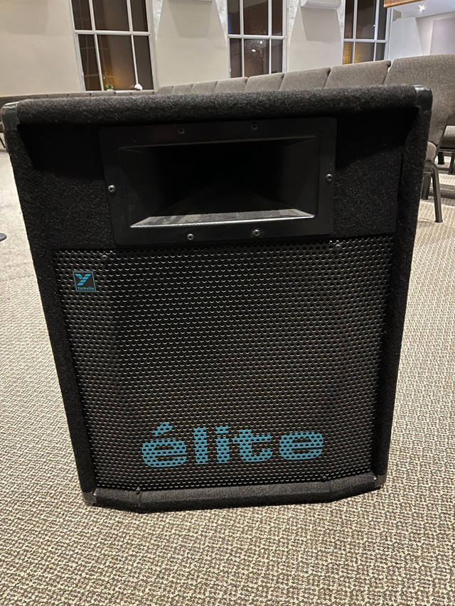 Yorkville Elite EX401 Speakers (4 available!) dans Matériel audio professionnel  à Ville de Montréal
