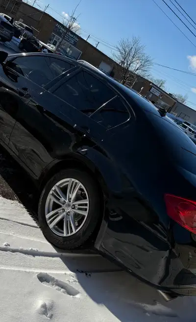 Came off g37 sedan 5x114.3 fits most cars No dents or bend, minor curb rashes $500 or best offer