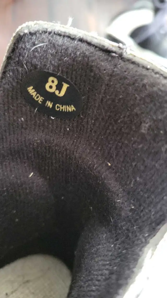 Tiny little CCM skates in Skates & Blades in Penticton - Image 3