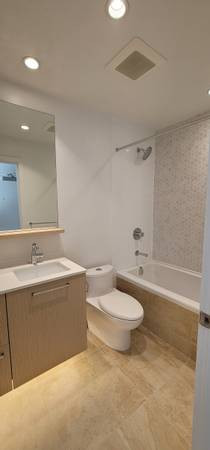New condo 1 bedrm and den in Long Term Rentals in Burnaby/New Westminster - Image 2