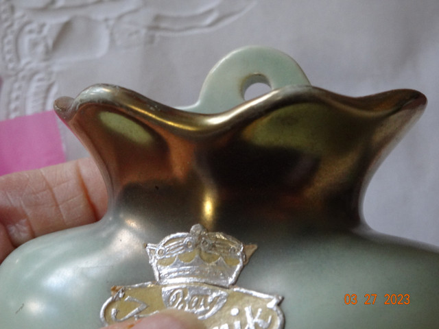 Vase, 1950s vintage, Germany, hang on wall,gold accents in Fiction in Kelowna - Image 4