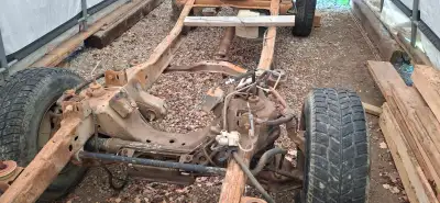 Ford Ranger s/b regular cab 2 wheel drive chassis with IFS, rack steering. Good chassis swap for 40'...