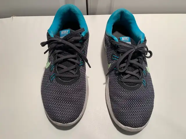 Wmns Assorted Boots and Sneakers/Running shoes in Kids & Youth in City of Toronto - Image 10
