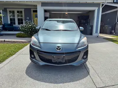 Selling my 2012 Mazda3 GS in excellent condition,103000 km Very well maintained equipped with heated...