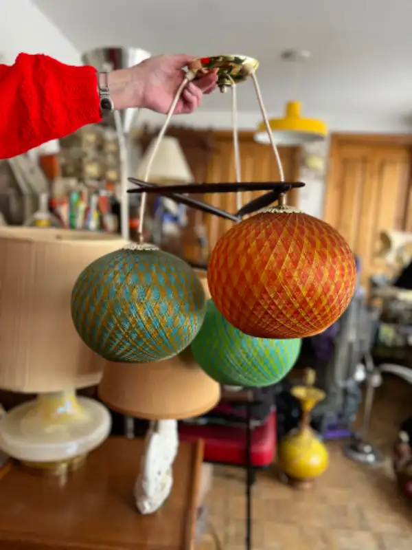 Fun Colorful Spun fibreglass light fixture retro vintage MCM in Indoor Lighting & Fans in West Island - Image 3