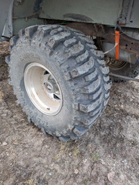 35" Boggers on 5x5.5 aluminum wheels
