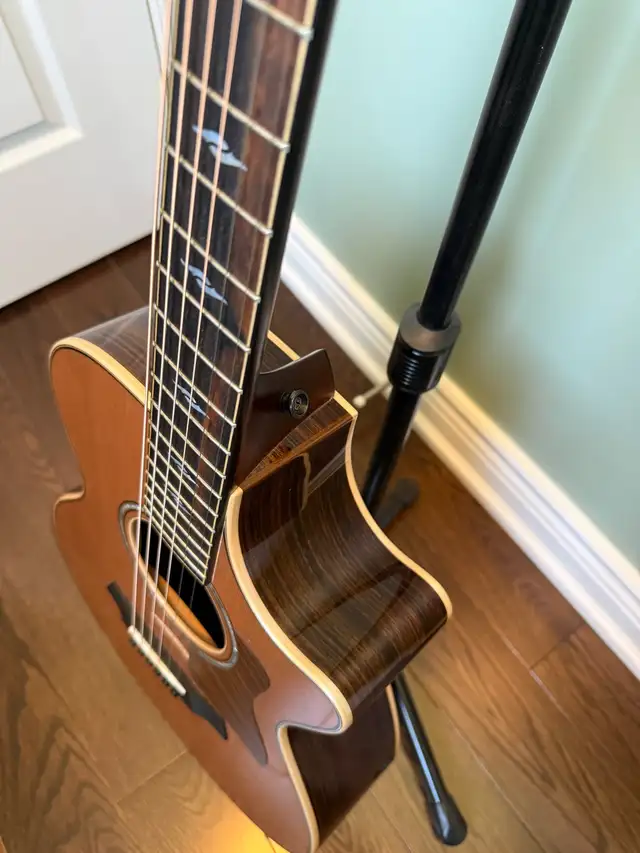 Taylor 812C - 2024 Model581483976795115527