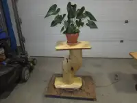 NATURE'S ART PLANT STAND