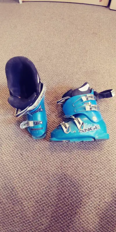 Bottes skis enfant 22.5 / 268mm LANGE, View more