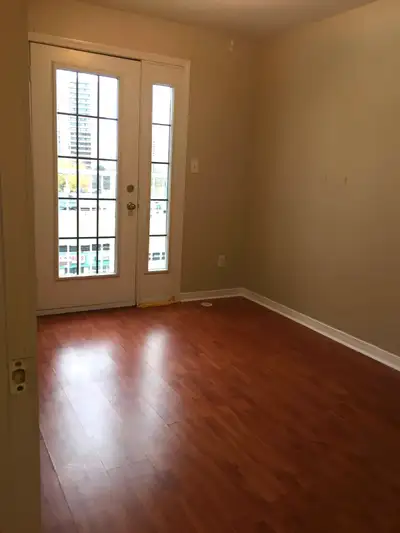 Looking for Long Term Rental Keele & Finch Area Near York University Close to Grocery, Restaurants,...