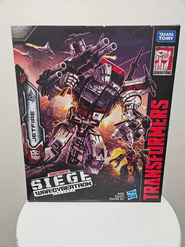 Hasbro Transformers Siege War For Cybertron Commander Jetfire