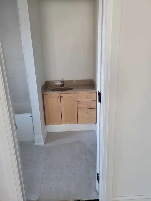 house for rent  st chatharine  in Ontario in Canada - Image 10