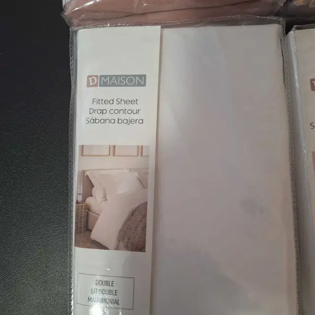 D Maison Double Bed Sheet Set in Bedding in Kitchener / Waterloo - Image 3