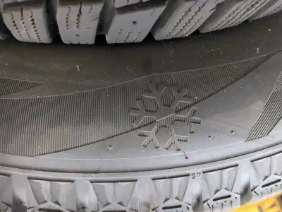 1 and a half seasons old brand new rims. Tires are in a storage unit will have to meet there to pick...
