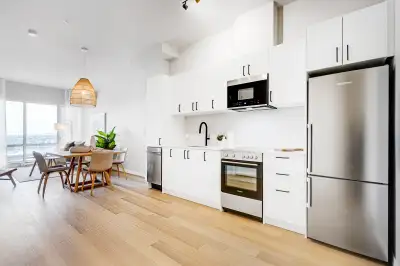 2 BEDROOMS & 2 BATHROOMS AVAILABLE IN Île-des-Soeurs MONTREAL!