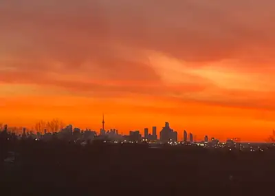 Looking to rent out a furnished room in a shared apartment in Mississauga with a great view. * Comfo...