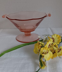 Pink depression glass, footed octagonal dish
