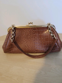 Liz Claiborne, sacoche couleur brun caramel ,caramel brown purse