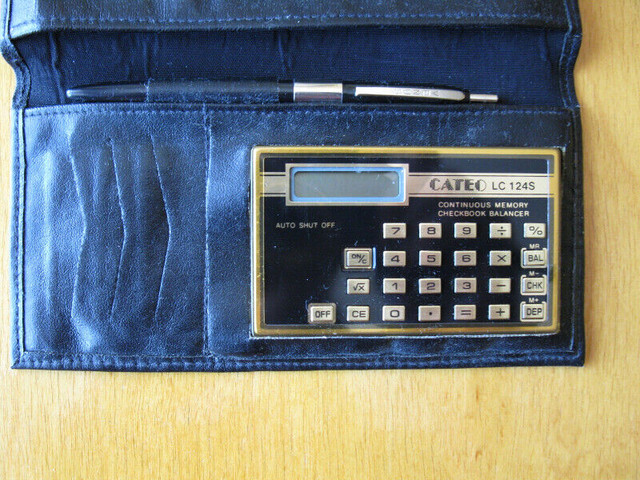 Calculatrice "Cateo" vintage. dans Appareils électroniques  à Ville de Montréal - Image 3
