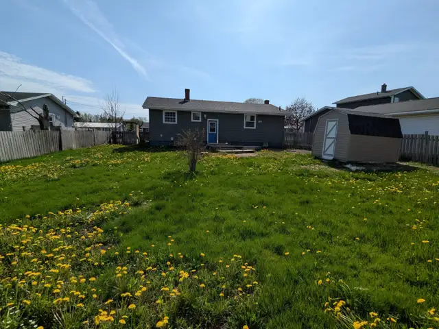 Room for single occupants near QEH All inclusive in Room Rentals & Roommates in Charlottetown - Image 9