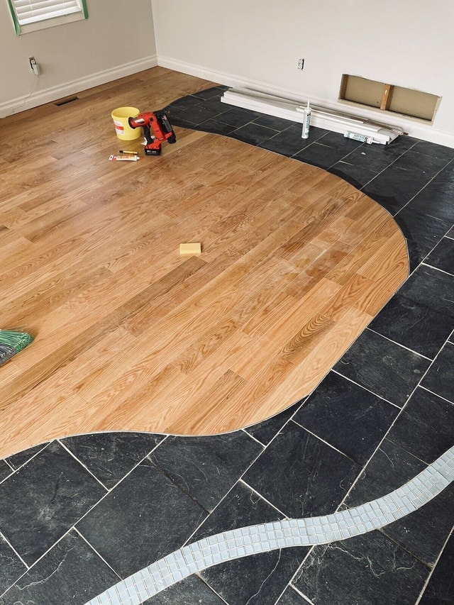 Professional install, Hardwood and Laminate floor installation