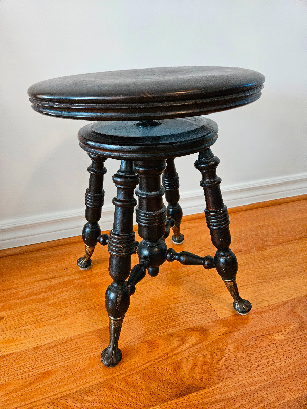 Piano Stool in Other in Mississauga / Peel Region