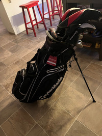 TaylorMade crossover bag 