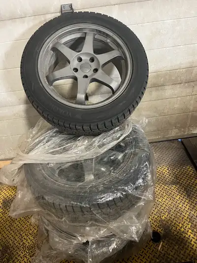 225 55r18 winter Yokohama bolt pattern 5x114.3