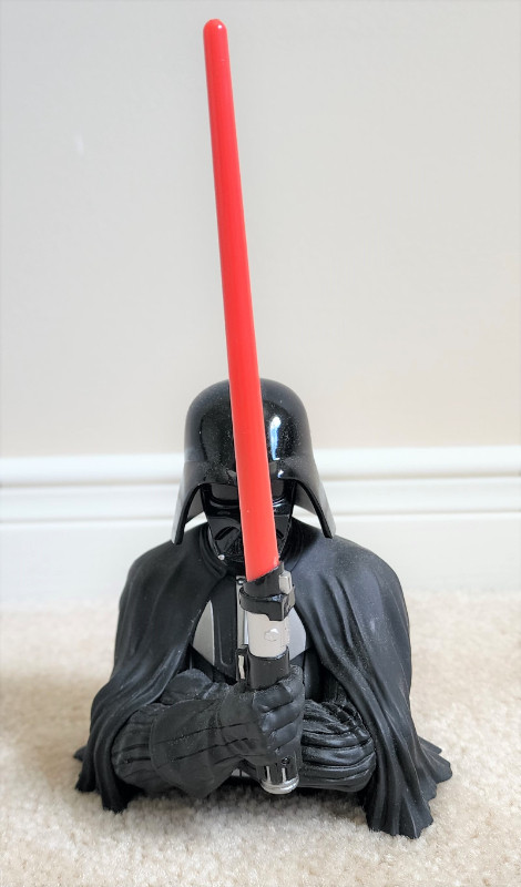 Star Wars Darth Vader Magnetic Paper Clip Holder