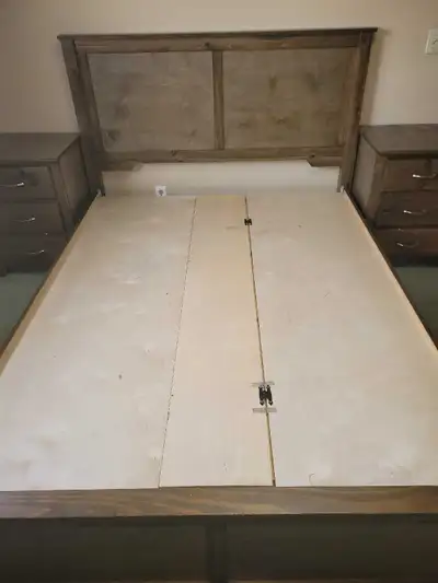 Solid Mako Wood Queen Bedroom Set, View more